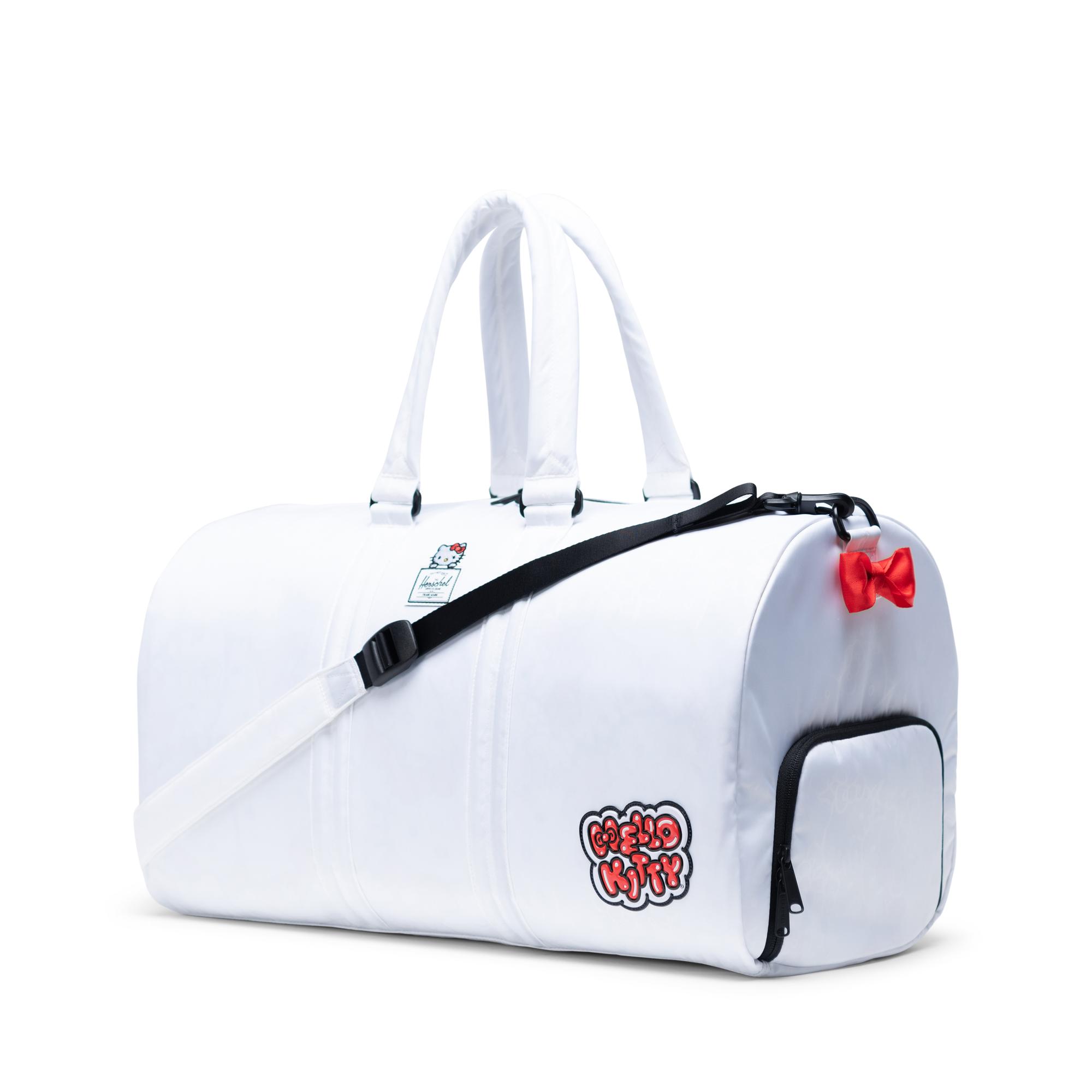 Hello kitty luggage herschel 2025